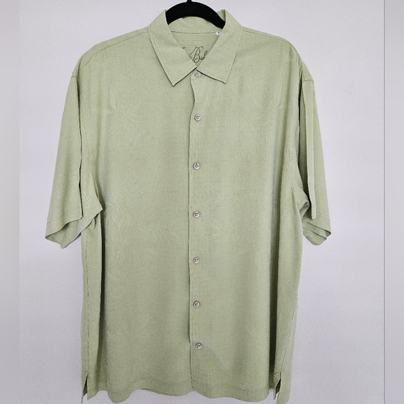 Tommy Bahama Hawaiian Shirt - Picture 1 of 11